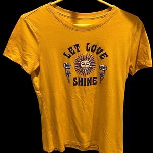 Aeropostale mustard yellow short sleeved t-shirt “Let Love Shine” size large‎
